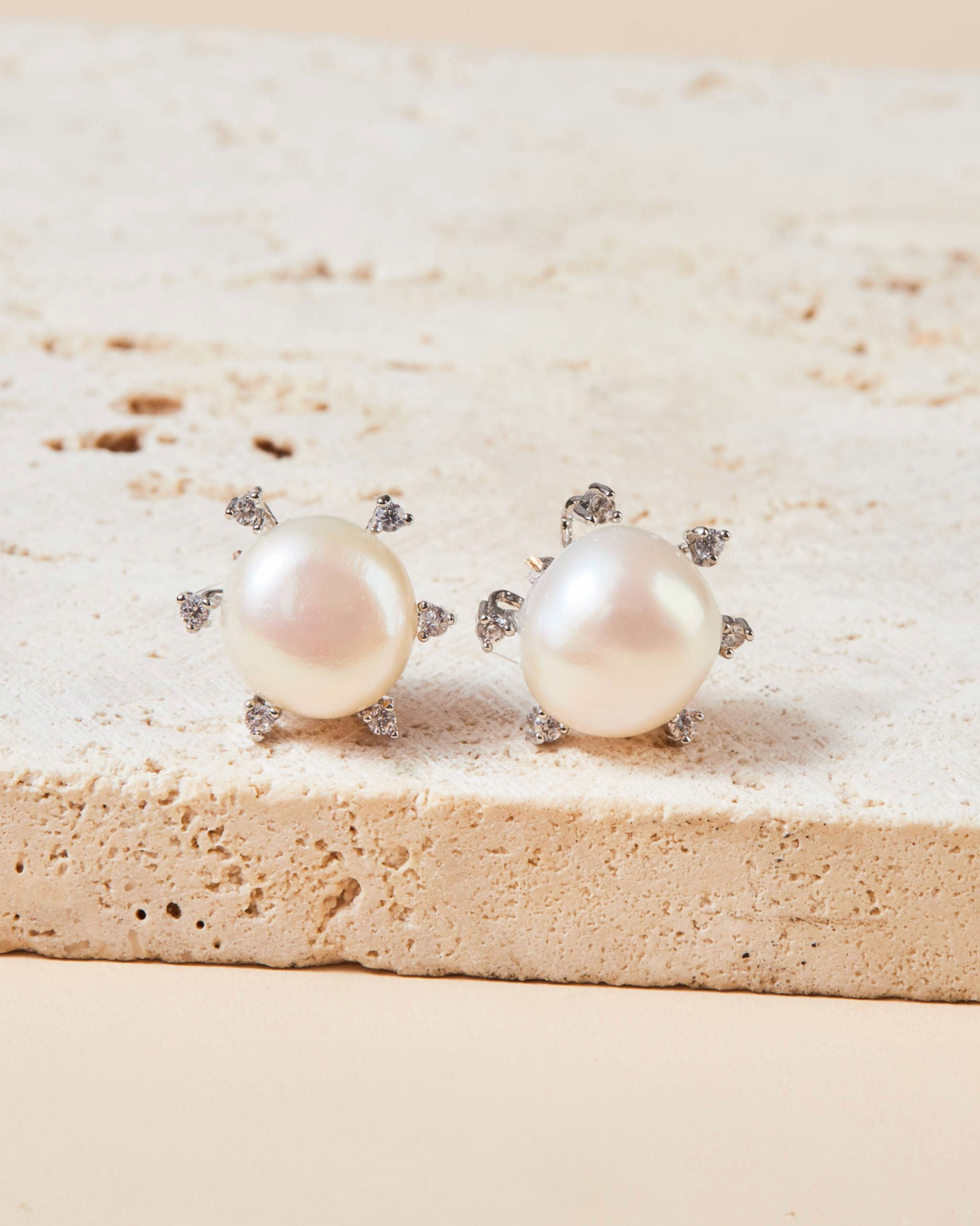 Halo Pearl Earrings