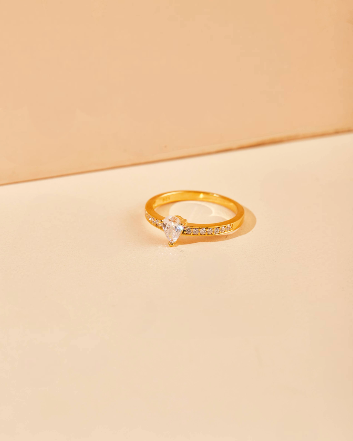 Otano Gold Ring