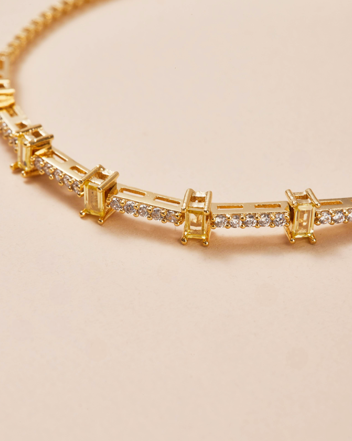 Lowen Gold Bracelet