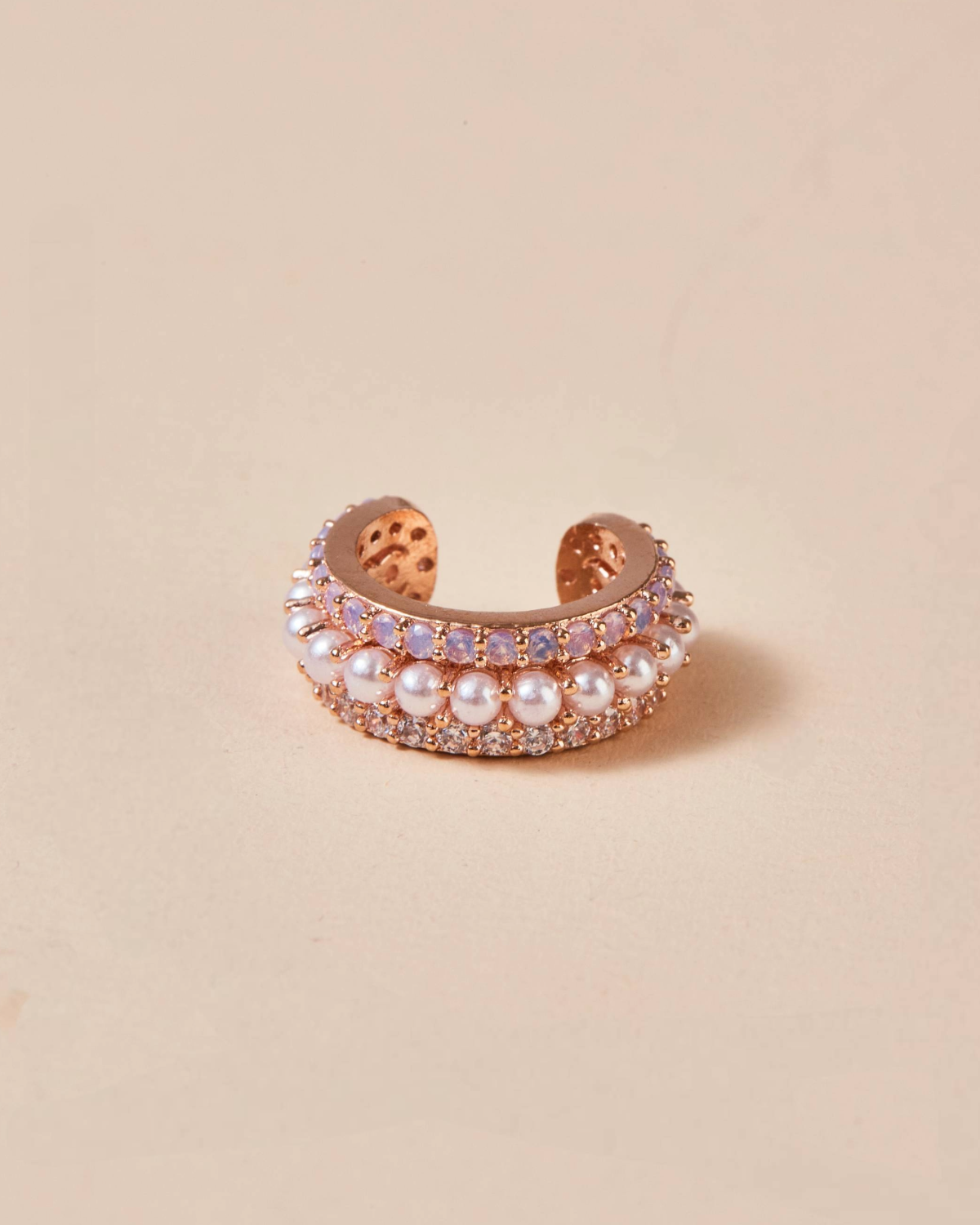 Ashton Pearl Earcuff